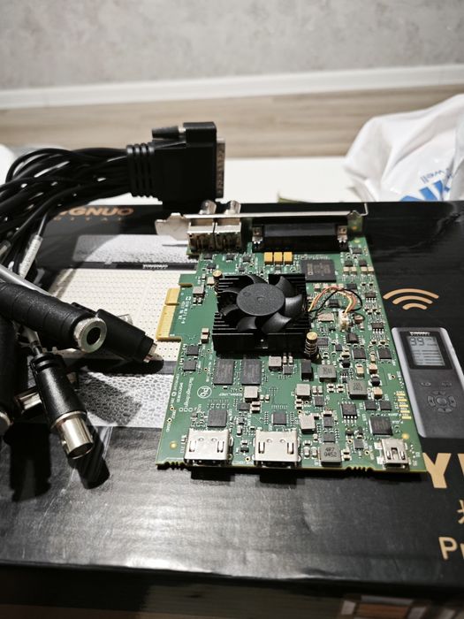 Карта захвата Blackmagic Desklink Studio 4K