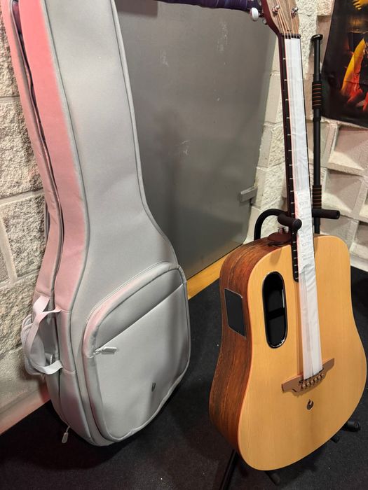 Chitara electroacustica lava me lava me 4 carbon