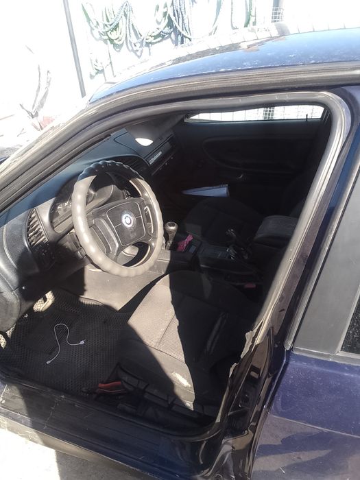 Разбор БМВ е36 по запчастям есть все