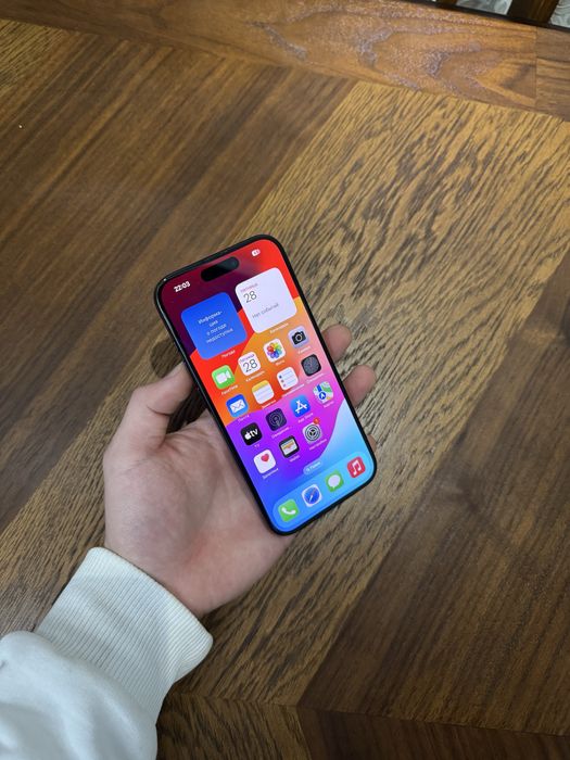 Iphone 15 pro 256 gb идеальный