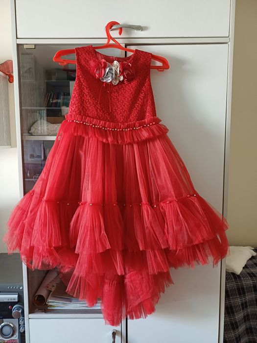 Платье на 6-7 лет