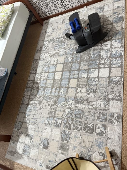 Ковры 150*230  две штуки