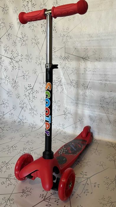 Продам самокат детский