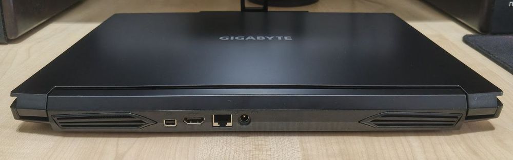 DELL G5 KD 15,6" IPS FHD 144Hz/CORE™ i5-11400H/16GB/512GB/RTX 3060 6GB