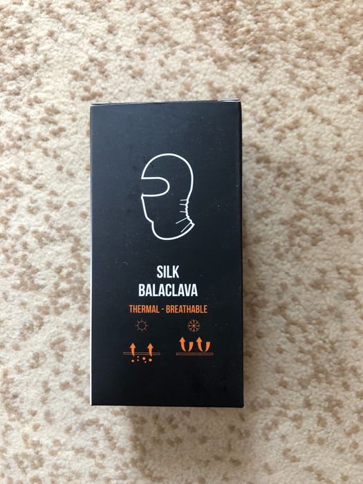 мото ръкавици ICON размер М, боне