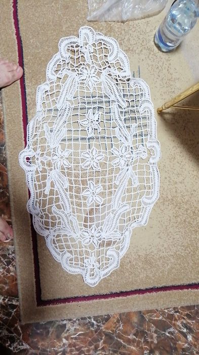 Vând fețe de macrame