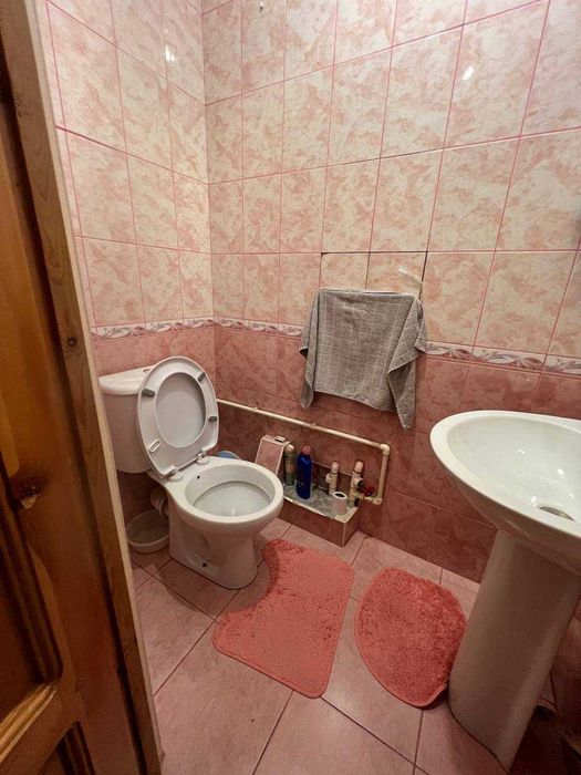 Банковская кв Чиланзар 14кв 
4/4/4 ТОРЕЦ
Общ по 135м²
Меб тех частично