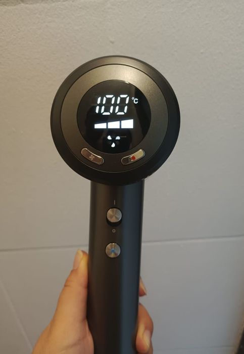 Новый супер фен как Дайсон