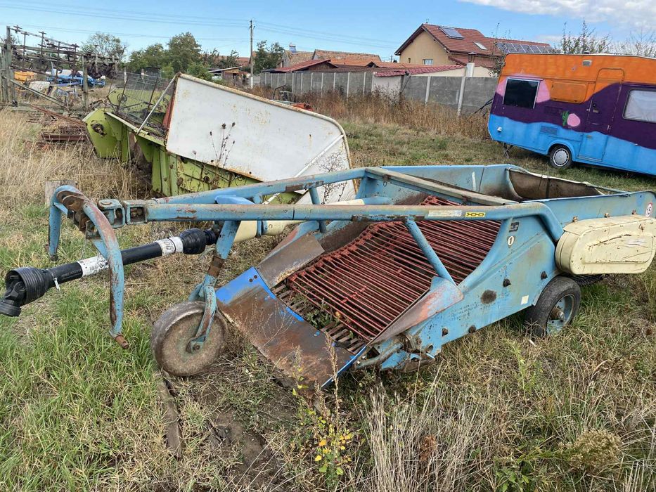 Utilaj Mașină scos-recoltat ceapă/cartofi bandă noua,cuțit ceapă nou)