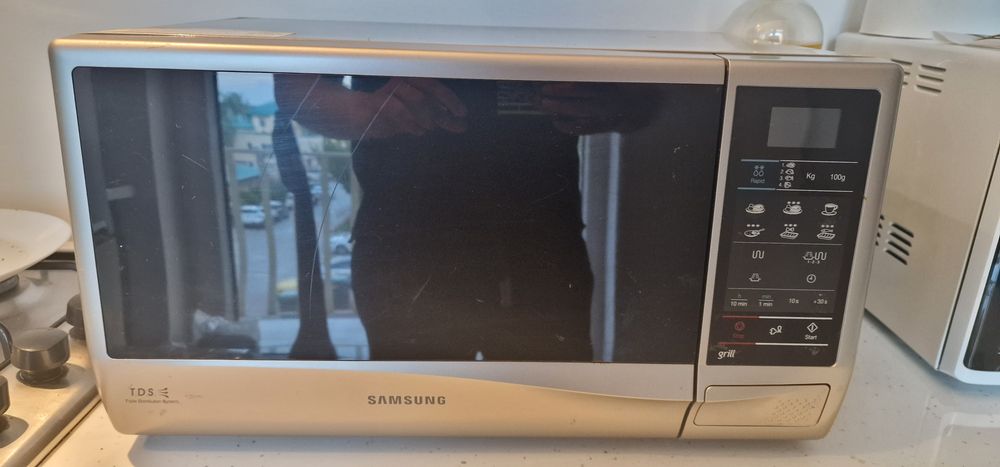 Cuptor microunde Samsung