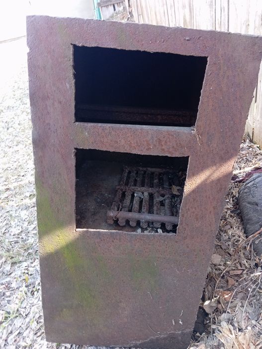 Короб железный под печь