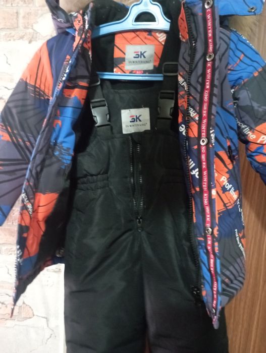 Продам детский зимний костюм