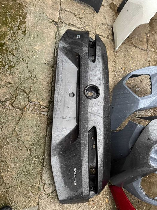 Haion capota portbagaj spate BMW IX Original fara defecte