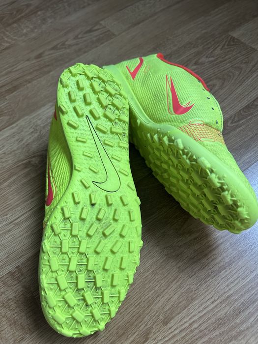 Ghete Fotbal Nike Mercurial