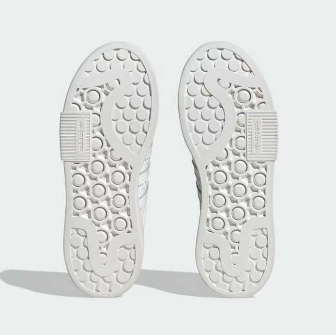 Оригинални маратонки * ADIDAS SUPERSTAR BONEGA * EU 42