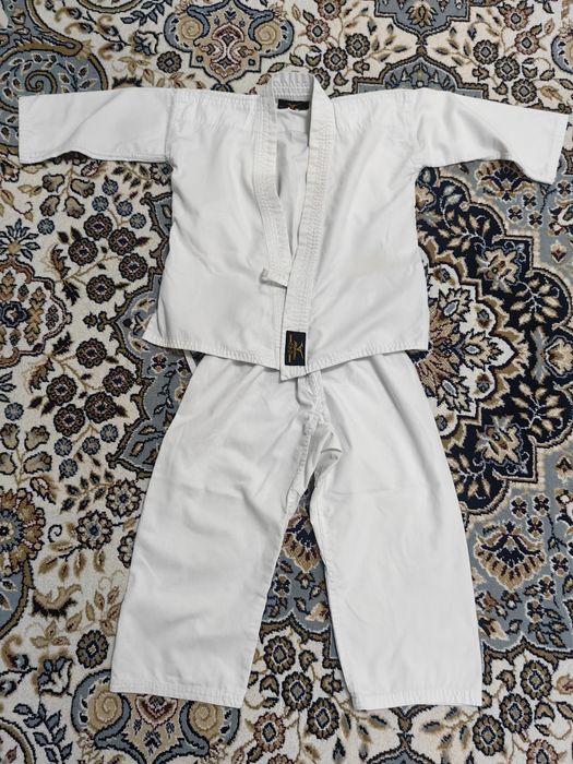 Каратэге арналған киім