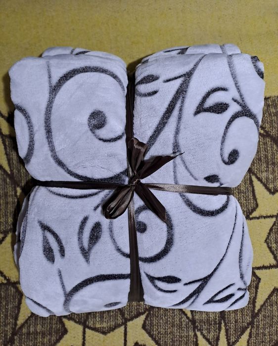 Ново меко поларно одеало 150х200 см Кафяво