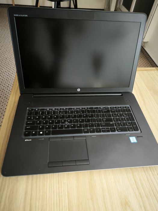 Laptop HP Zbook 17 G3 Monitor Cadou