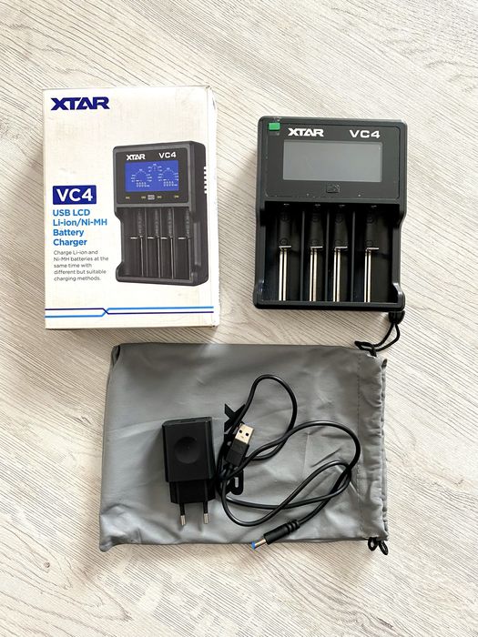 Зарядное устройство XTAR VC4