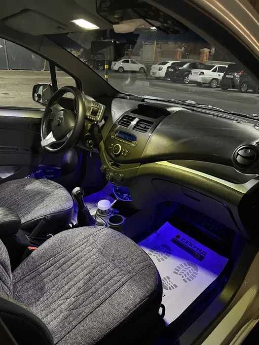 Продается Chevrolet Spark (3 позиция)