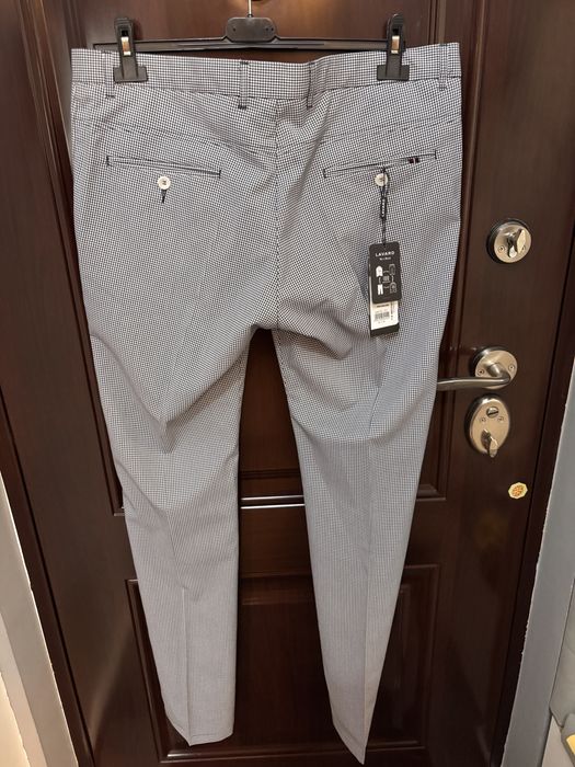 Pantaloni eleganti marimea L