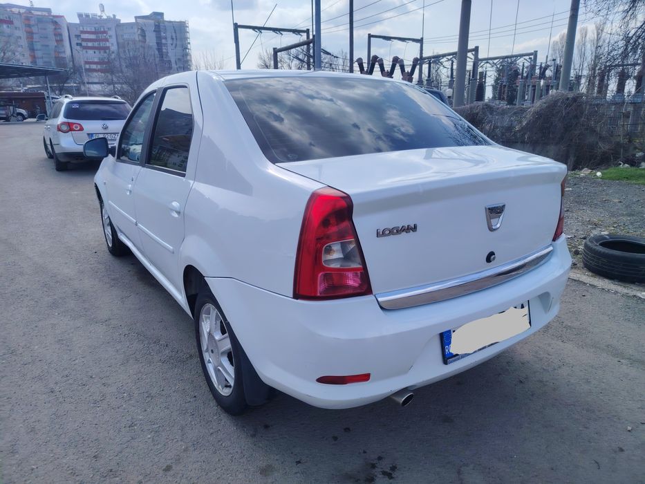 Dacia Logan 2012,1,5 dci 75cp E5
