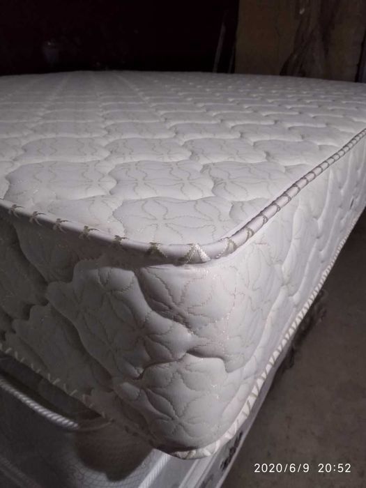 Matras har xil turdagi keng assortiment