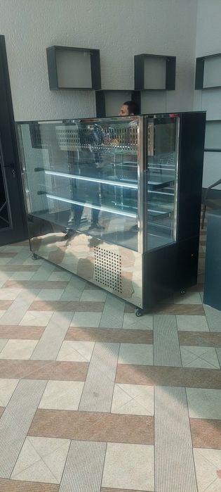 Витринные холодилники