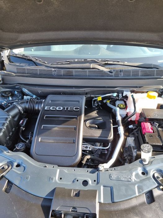 Captiva 4 sotiladi 2.4 mator