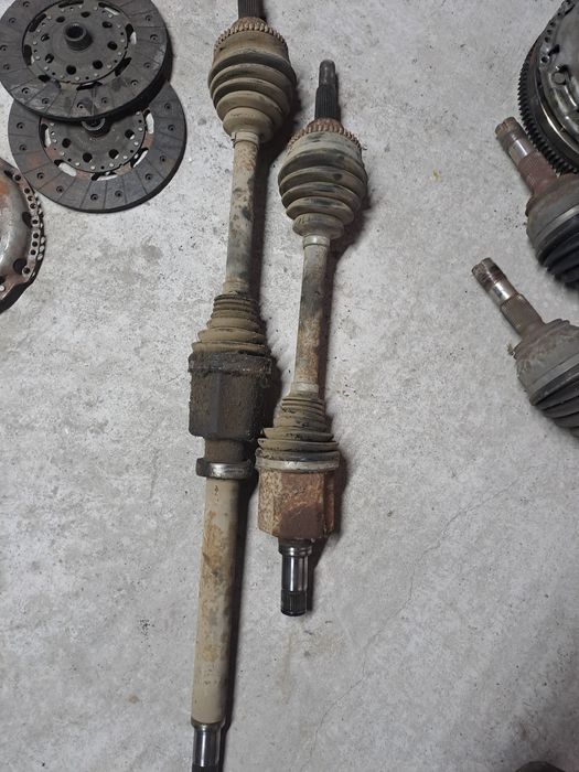 Planetara  ford transit 2.2 euro 4 sau  5 cutie 5 sau 6 trepte