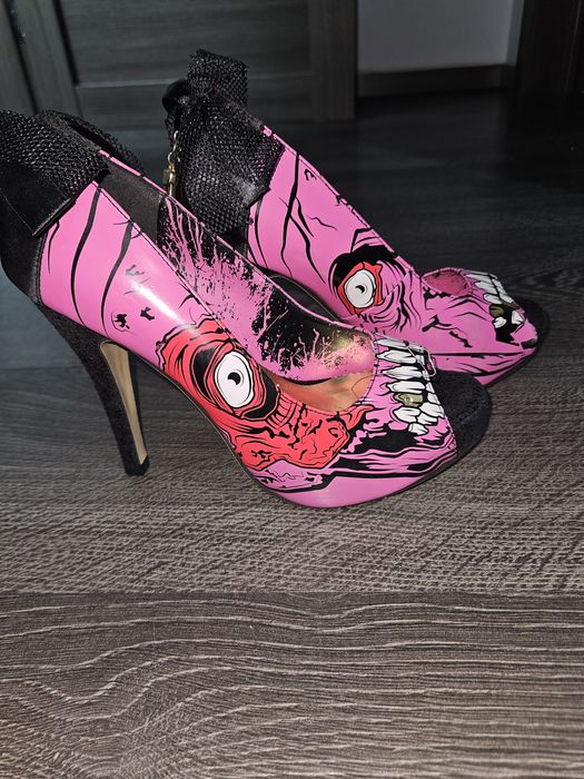 Pantofi Fashion design