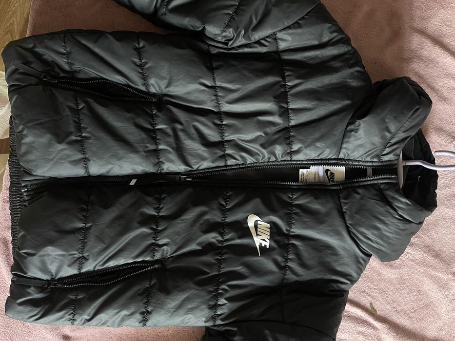 Оригинално яке Nike