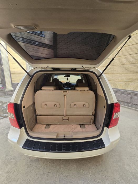 Kia carnival 2006- yil