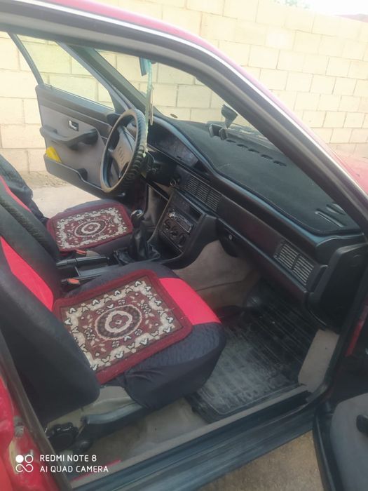 Продаю машину Audi 100