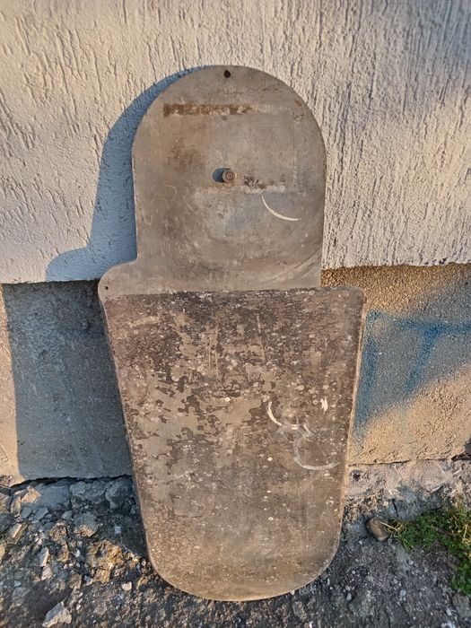 Vând cârma completă