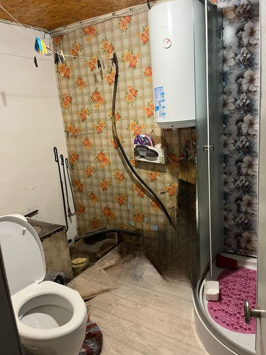 Продам дом  с Луганск