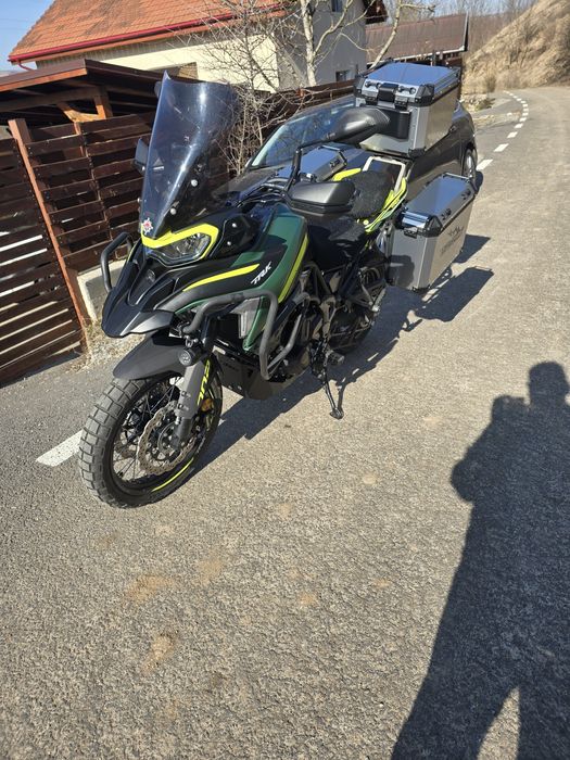 Benelli TRK 702X