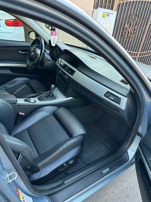 BMW Seria 3 320D