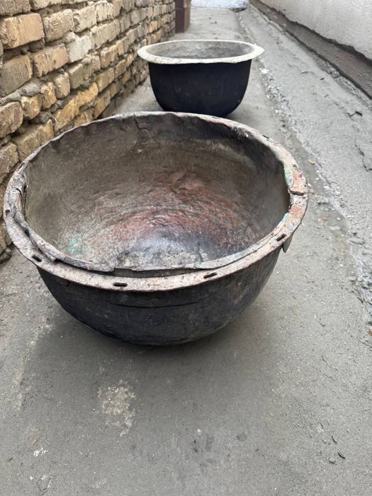 Eski mis qozon sotiladi