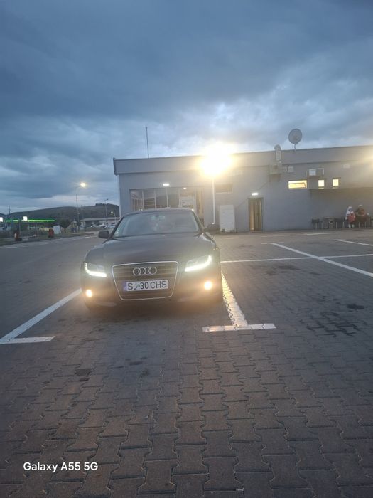 Vând Audi A5 2010
