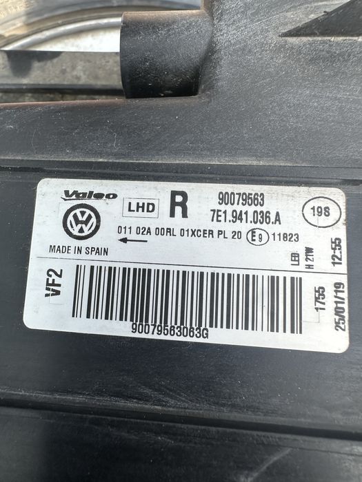 Vw Multivan 2015 Десен фар ОЕМ