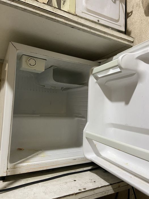 Холодильник daewoo