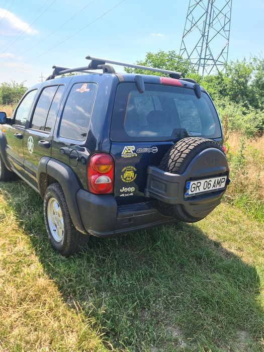 JEEP Liberty 2004 — imagine 4