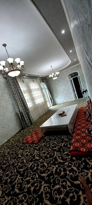 Продаётся дом в Бектемирский район Мажнунтол махалля