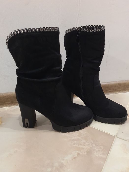 Боти от велур с подплата