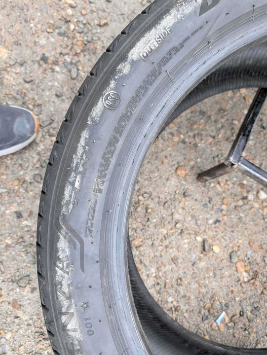 SET 4 Anvelope Vara 245/45 R20 + 275/40 R20 BRIDGESTONE Alenza 001 (BMW Original) - Runflat