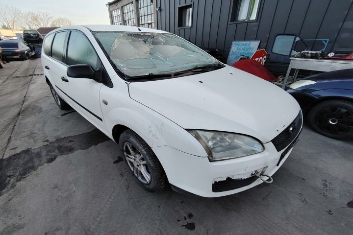 Lampa / Tripla stop stanga pe aripa Ford Focus 2005