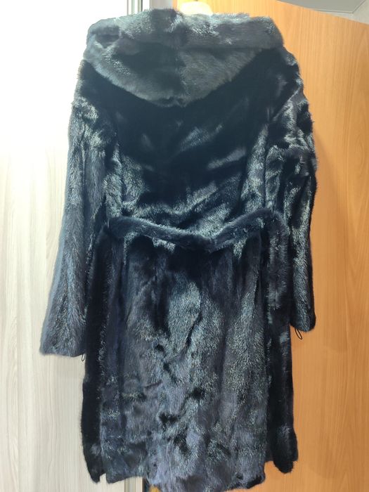 Продам норковую шубу