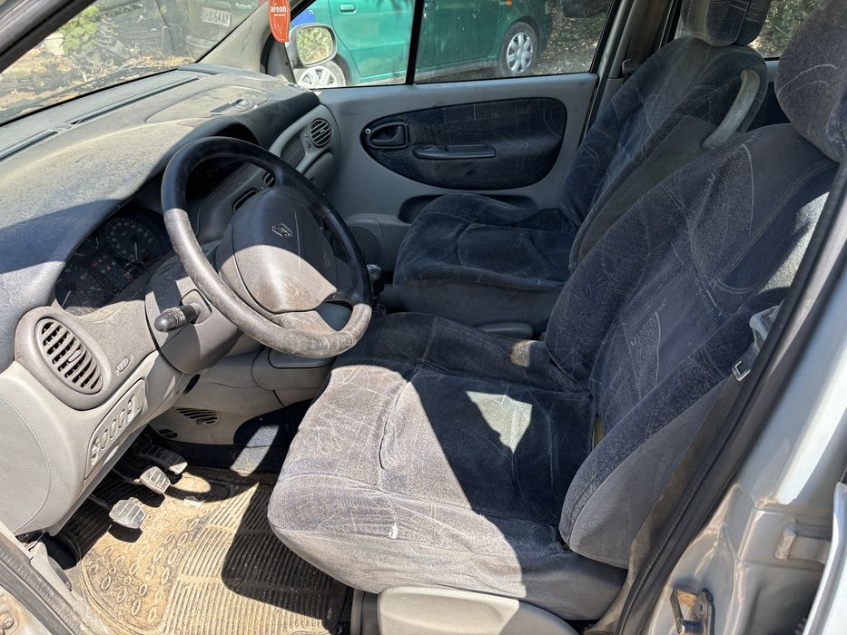 Рено сценик 1.9 дци за части.