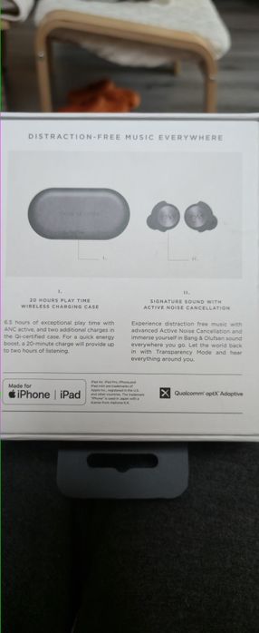 Безжични слушалки Bang & Olufsen Beoplay EQ черени